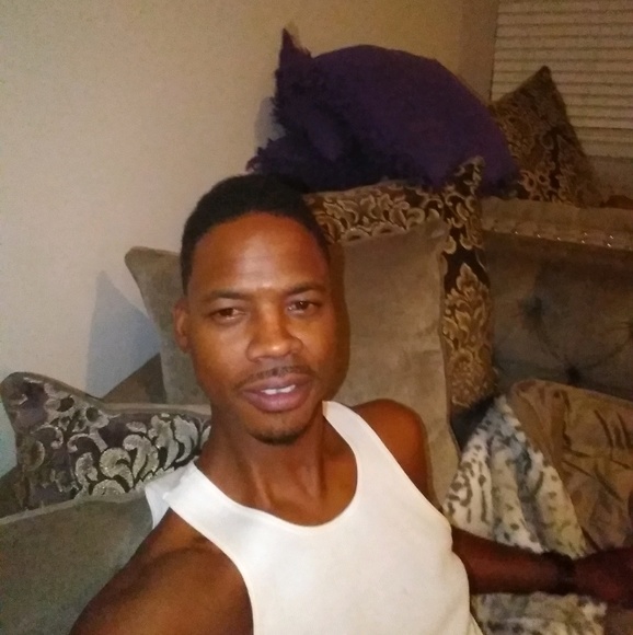 Meet your Posher, James - Picture 1 of 1